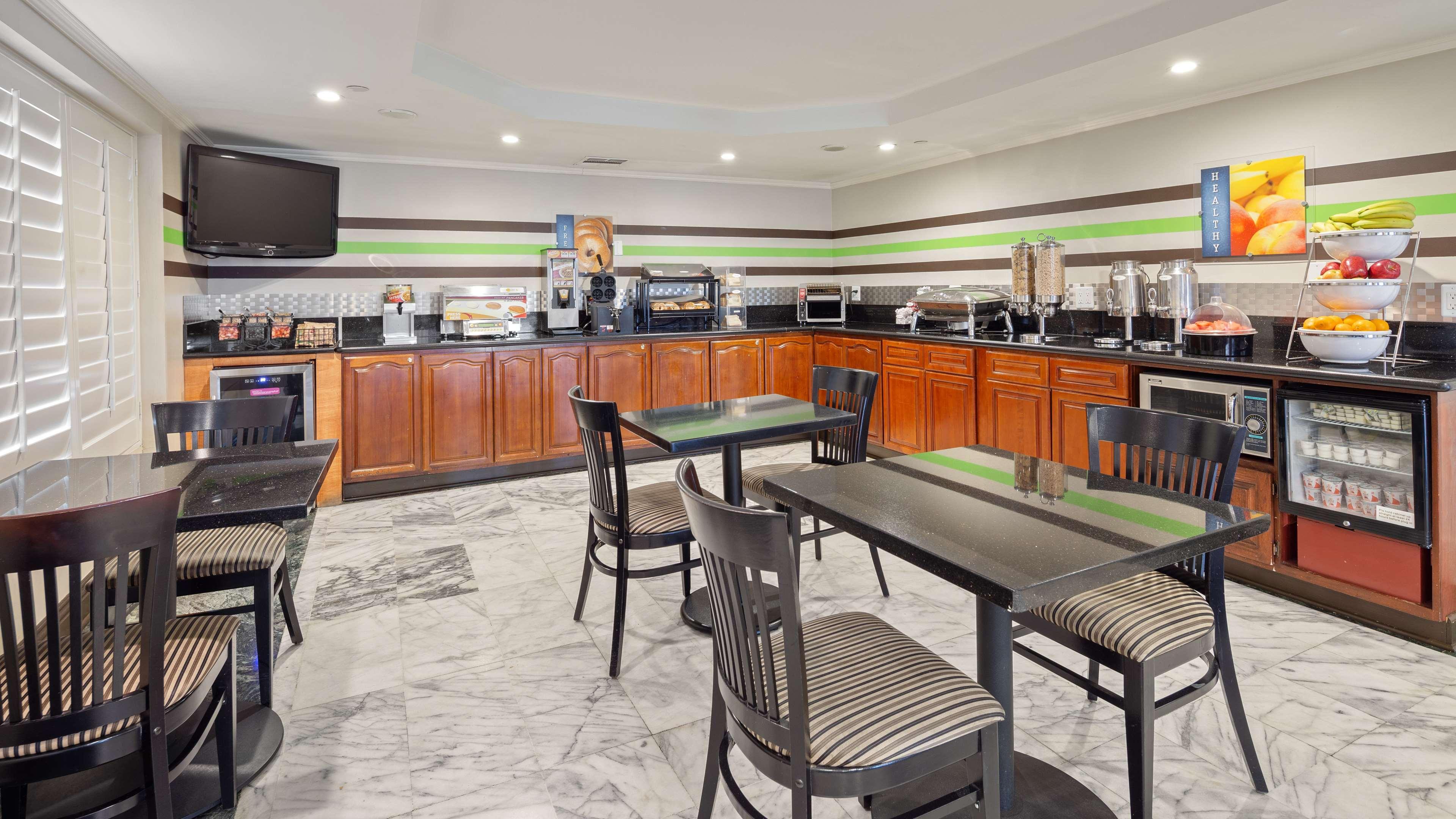 Best Western Pasadena Royale Inn & Suites Eksteriør billede